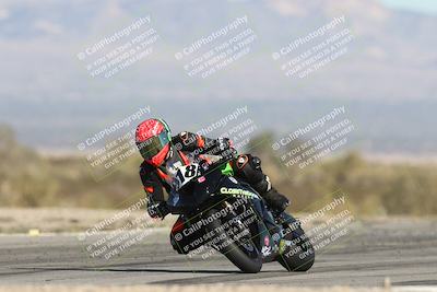 media/Dec-07-2025-CVMA (Sun) [[3e7d2de5dc]]/Race 8-Middleweight Shootout/